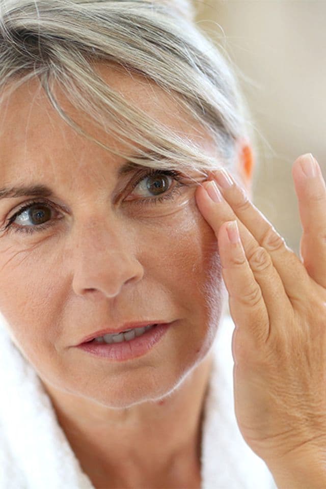 Pele e hormônios: como manter o viço após a menopausa?
